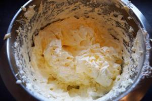 13) Als nächstes die Siwss Meringue Zitronen Buttercreme zubereiten