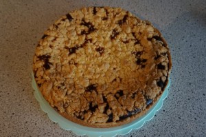 Käsekuchen mit Waldbeeren Marmelade    